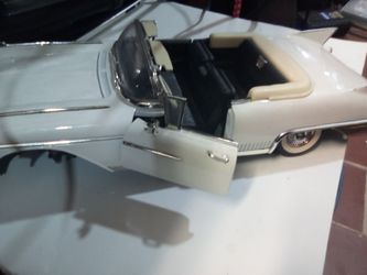 Die-Cast Classic Convertible Car Model