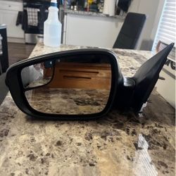 2015 Hyundai ELANTRA Driver Side  Mirror replacements 