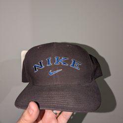 Vintage NWT 90s Nike Embroidered Hat