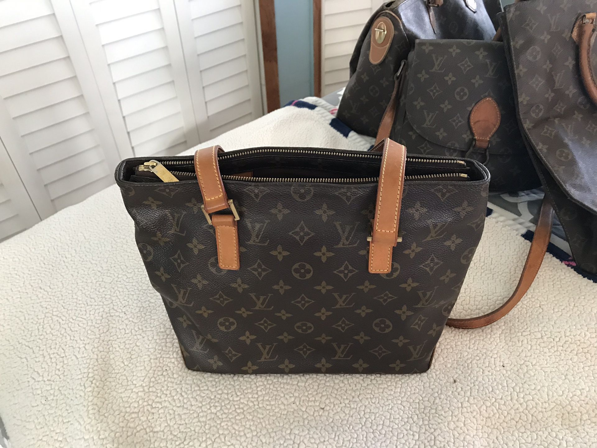 Authentic Louis Vuitton canas piano bag for Sale in Miami, FL