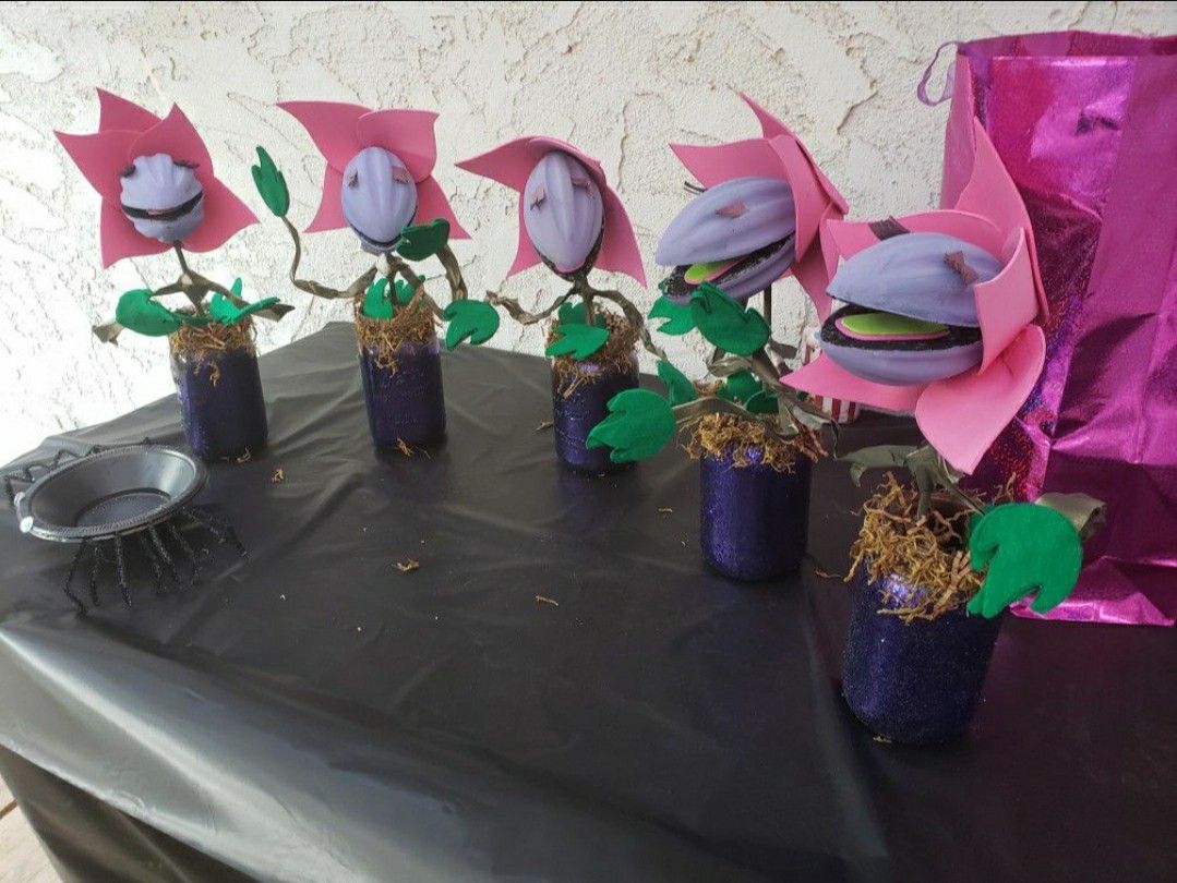 Vampirina Penelope The Plant Centerpieces