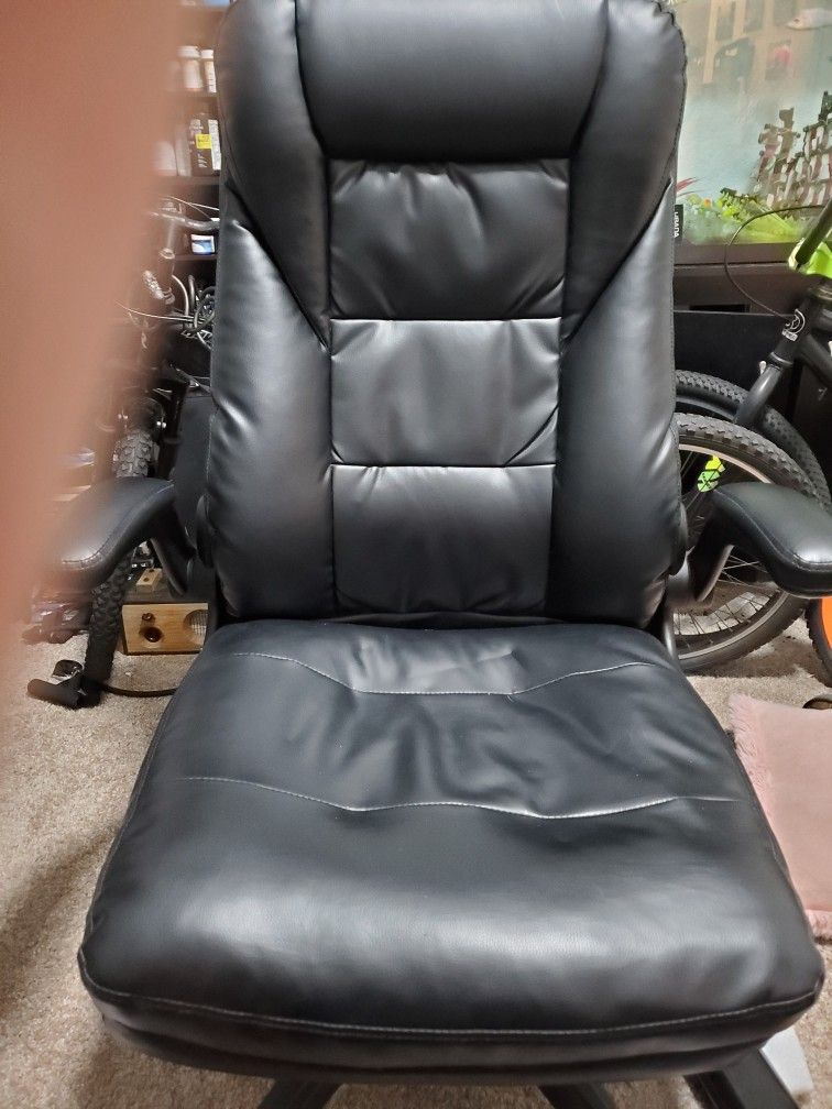Black Leather Computer Chair