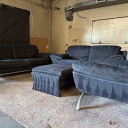 (DELIVERY-NO DEPOSIT)Black suede couch/sofa loveseat and chair w/ ottoman