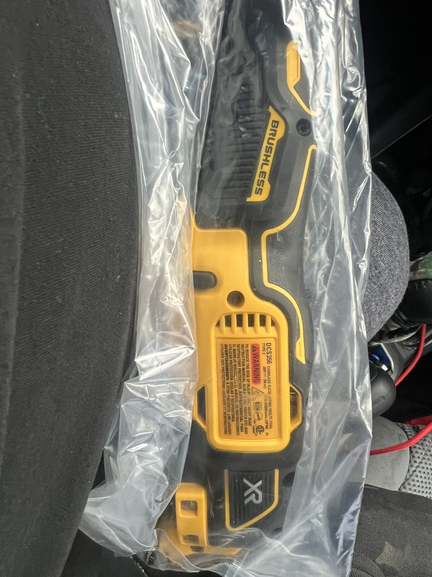 DEWALT 20V MAX XR Cordless Brushless 3-Speed Oscillating Multi Tool (Tool Only)