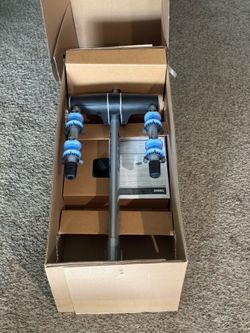 NEW Thule Helium Aero 2 Bike Hitch Rack (9042) - Lightweight, Fits 2 Bikes
