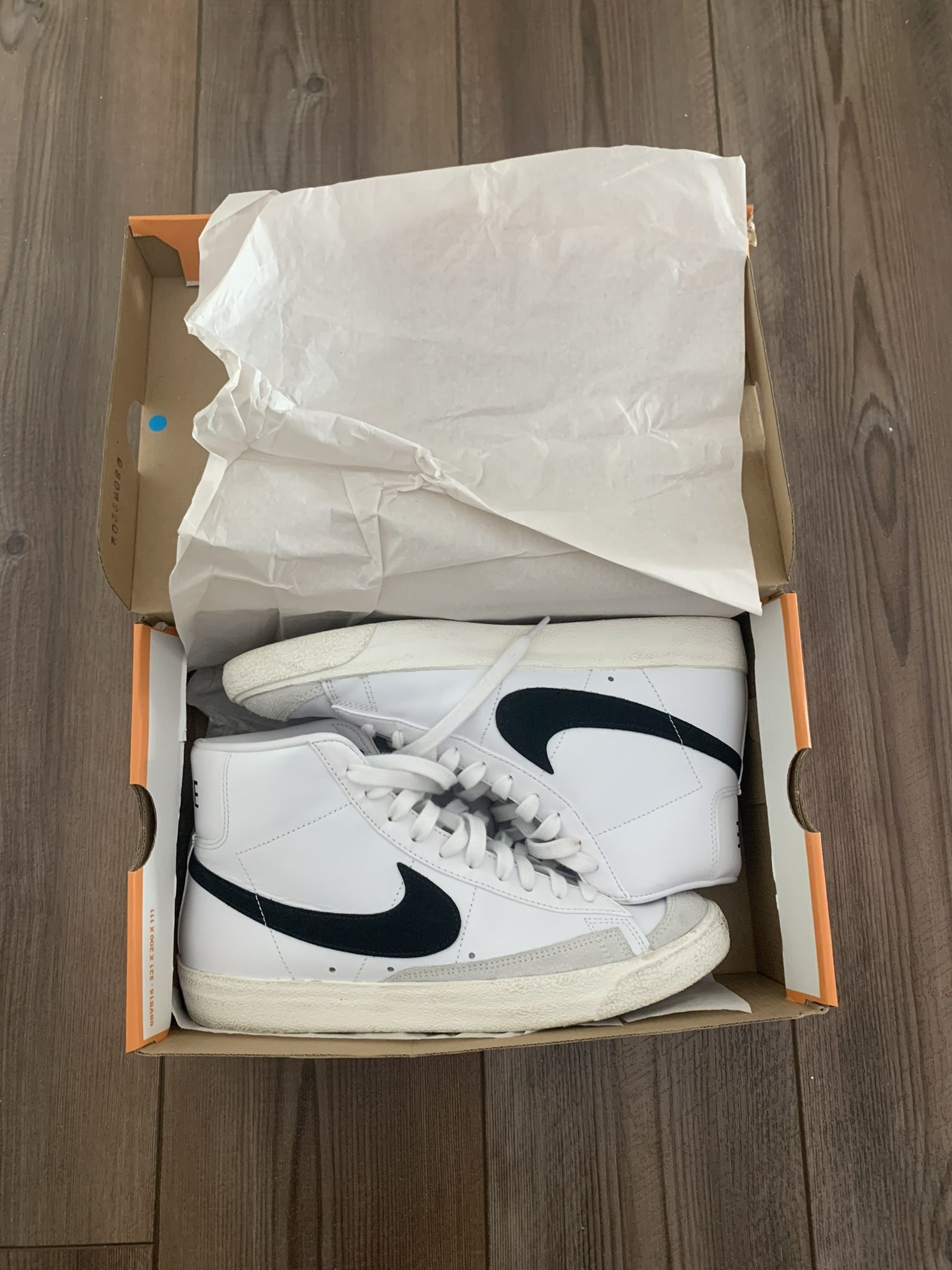 New Nike Blazers 77