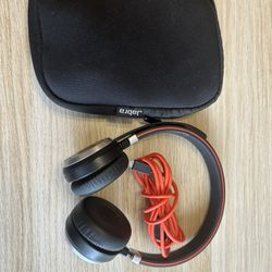 Jabra headphone with Case