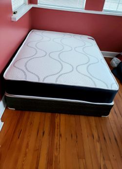 NEW FULL-SIZE MATTRESS AND BOX SPRING - 2PC
