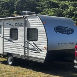 2015 Forest River Camp Trailer