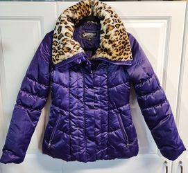 Girl's purple puffer jacket 