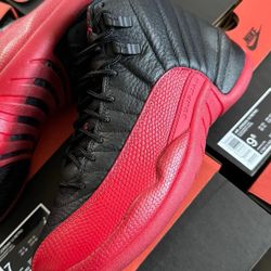JORDAN 12 Flu Game DS (2025) Size 11.5