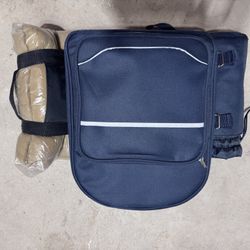 Picnic at Ascot 4 Person set 