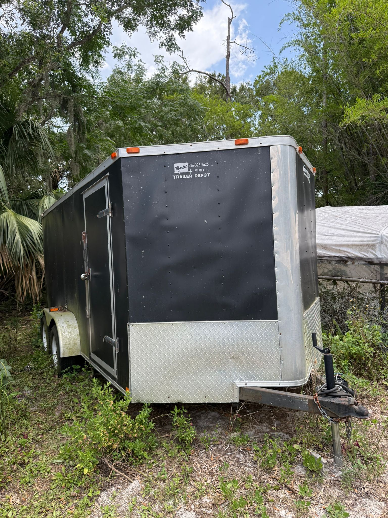 🚛 FOR SALE – Black Enclosed Trailer – Covenant – Tandem Axle