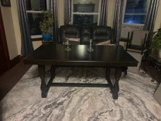 Solid wood Kitchen table with 4 chairs