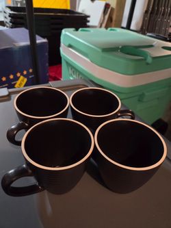 Set of 4 mugs