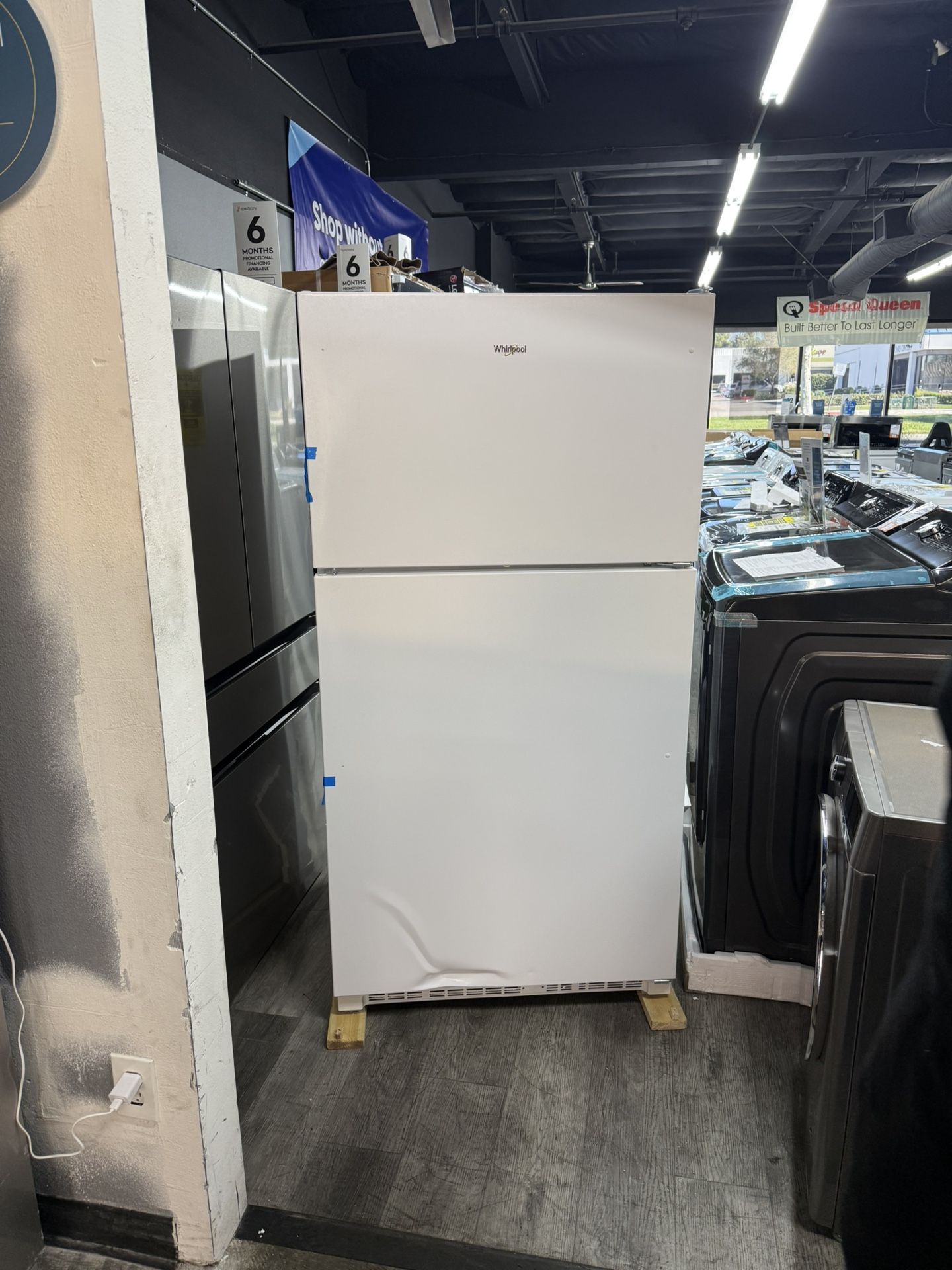 Whirlpool - 33” Wide Top Mount Apartment Size Refrigerator In White 
