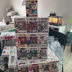 10 Funko Lot 