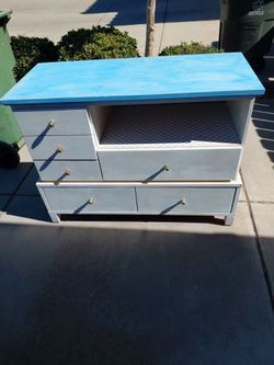 Free Dresser