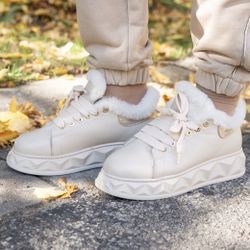 Brand New Real Fine Leather Women Winter Shoes 