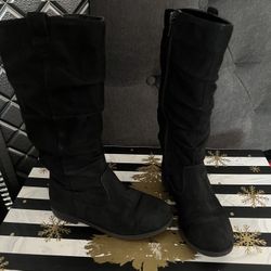 Children’s Place Girls’ Black Boots/ Size 12