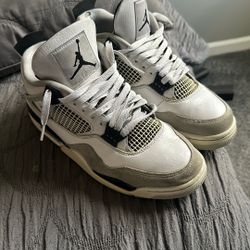 Jordan 4s Size 9.5 Used