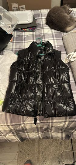 Betsy Johnson reversible Vest