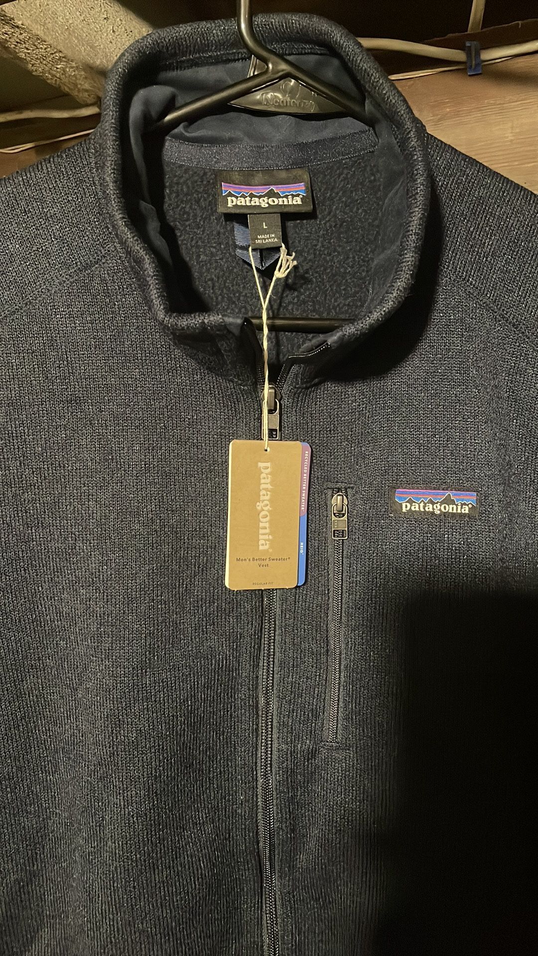 Men’s Patagonia Zip Up Vest NWT 