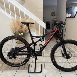 Specialized Stumpjumper FSR 27.5 Medium Frame..