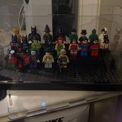 LEGO Haul, including 2006 Batman figures