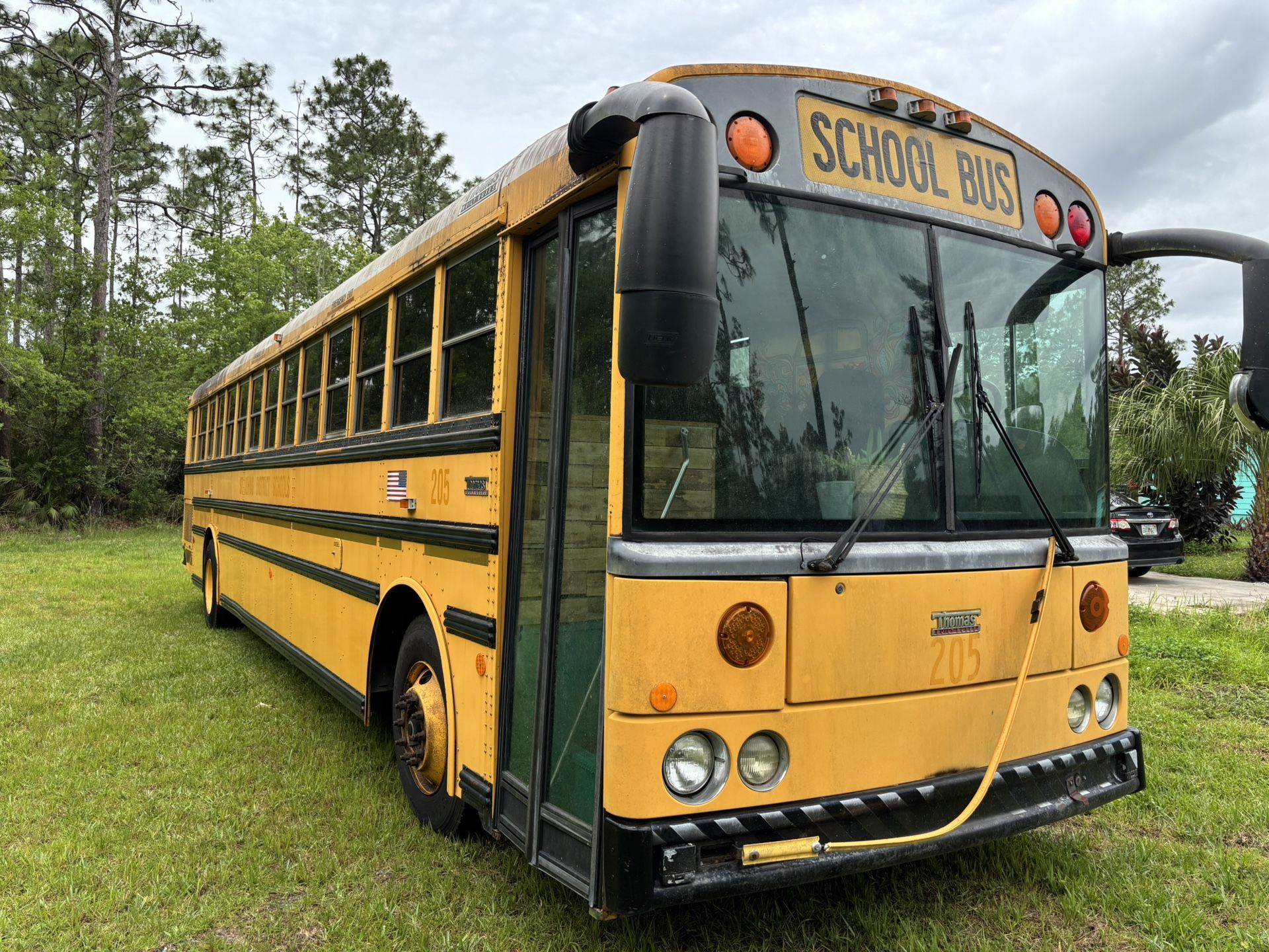Thomas Built School Bus Home/RV/Airbnb