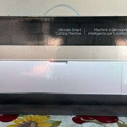 Cricut Maker & Accesories