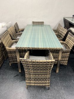 Outdoor Rattan Dining Set Table and 8 Chairs