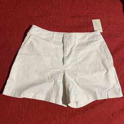 Universal Thread White Utility Shorts (4)