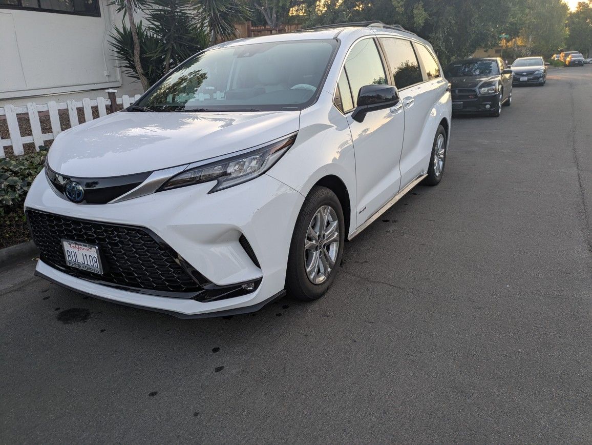 2021 Toyota Sienna