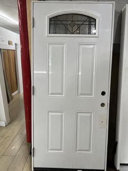 White Exterior Prehung Door with Decorative Glass ā Modern & Elegant!