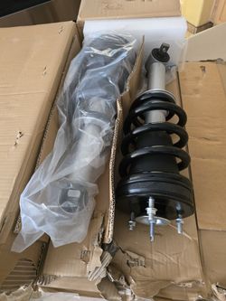 ROUGH COUNTRY Loaded Strut Pair
Stock | Chevy/GMC 1500 2WD/4WD