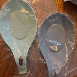  Silicone Spoon Rest Cooking Utensil Heat Resistant Spatula Holder Rest for Kitchen