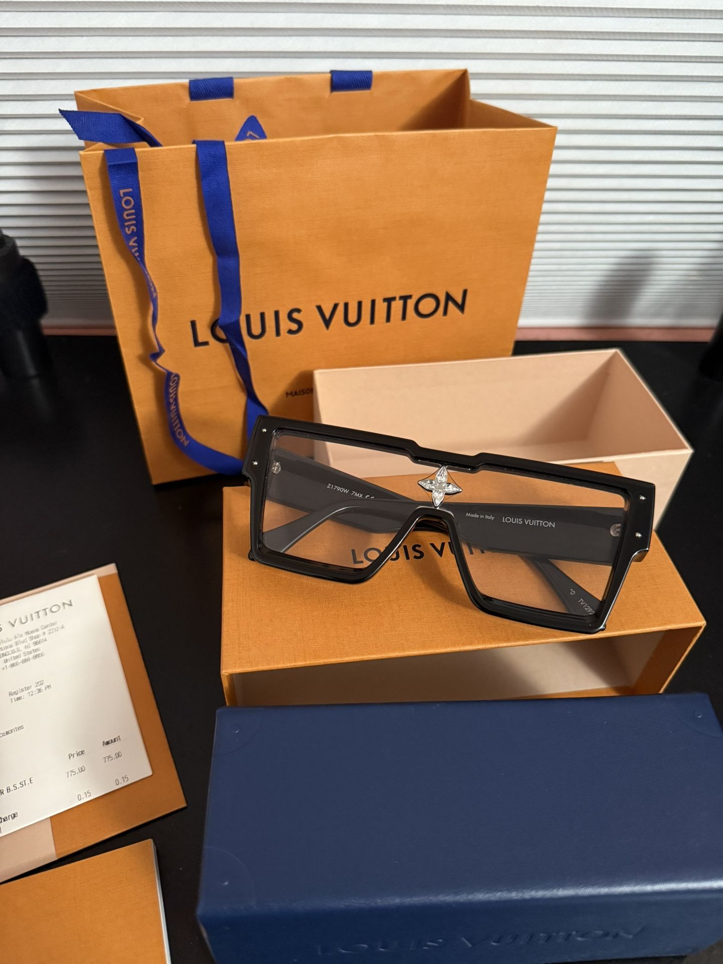 Louis Vuitton Cyclone Glasses