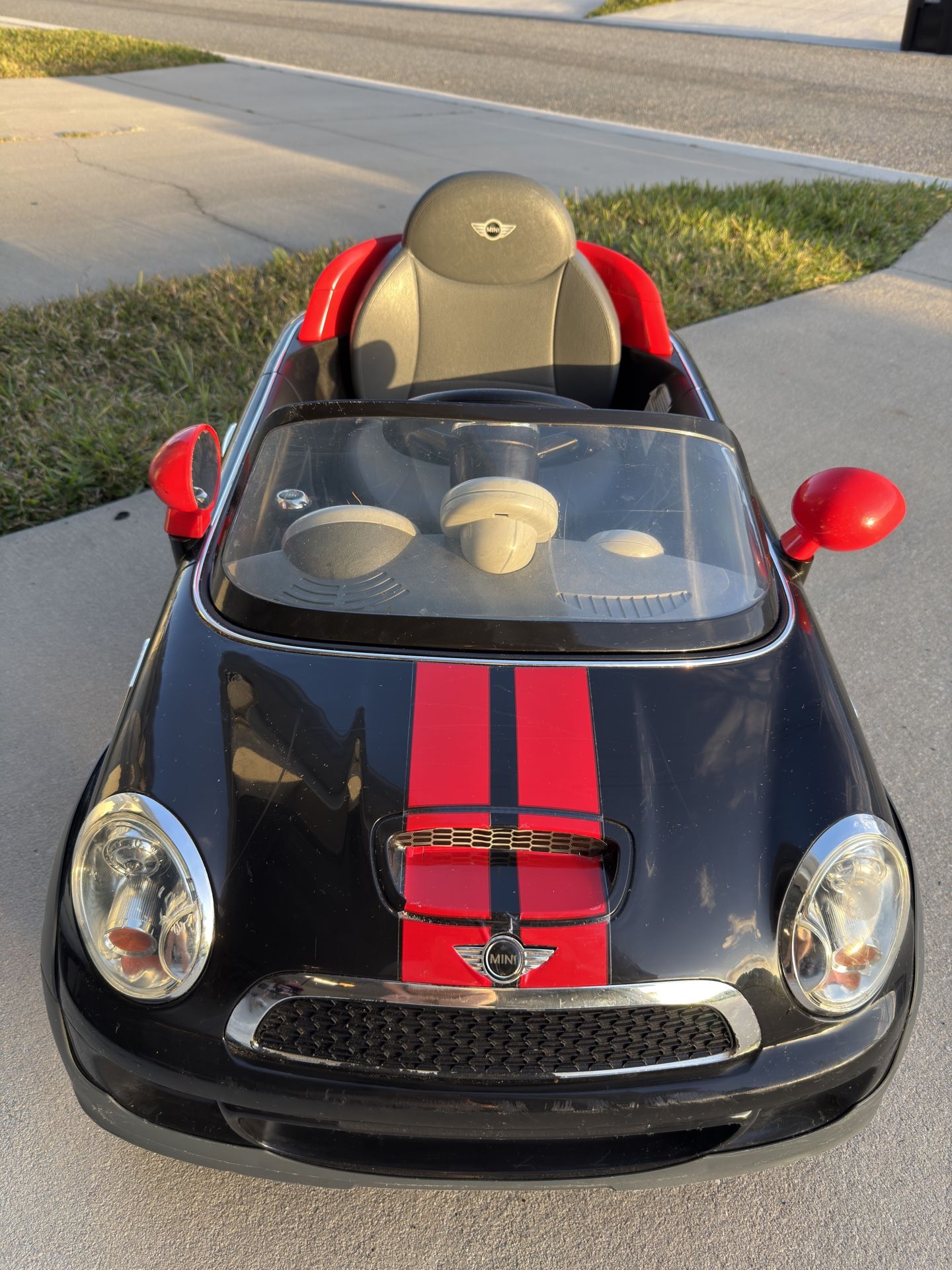 Electric Mini Cooper car for sale.