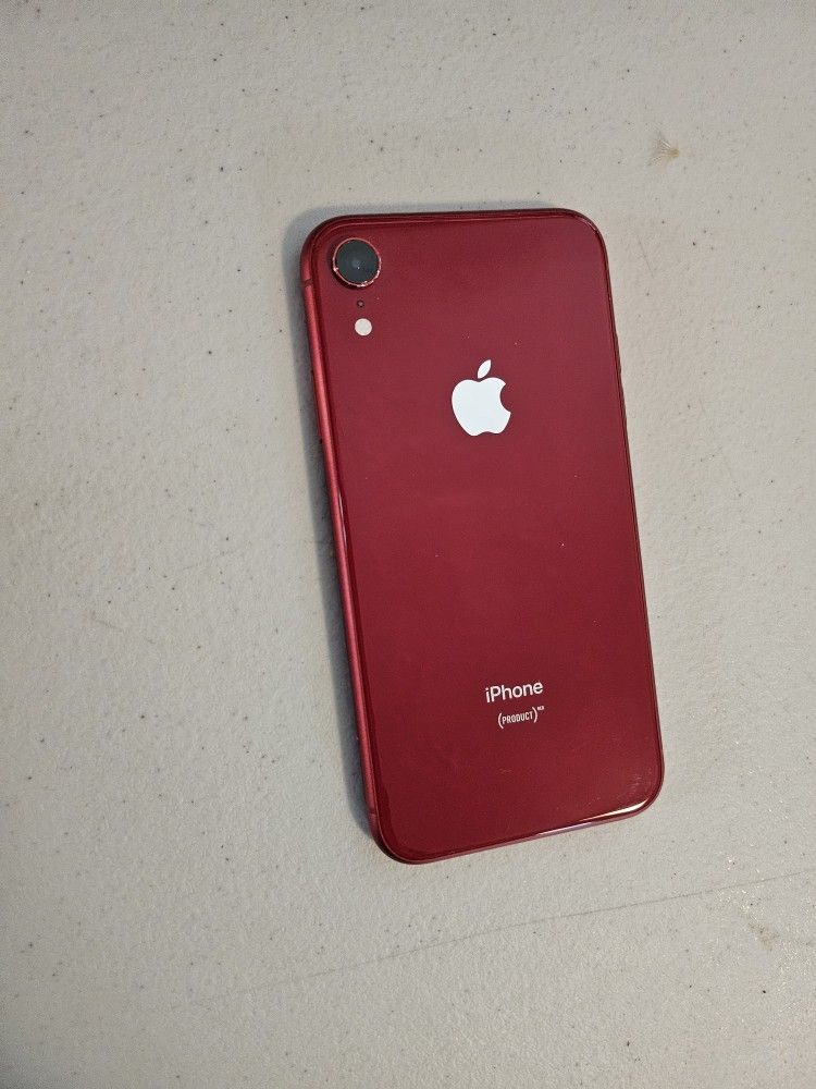 Apple IPhone XR 64 GB UNLOCKED COLOR RED WORK VERY WELL PERFECT CONDITION. BATTERY 89%