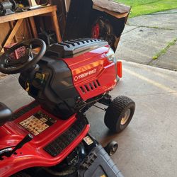Riding Lawnmower 