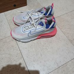 Women Nike Air Max Size 9.5