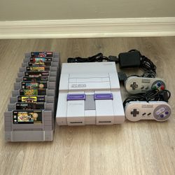 Super Nintendo SNES Bundle 