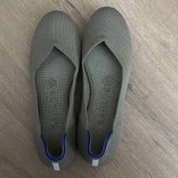 Rothy’s Safe Green Size 6