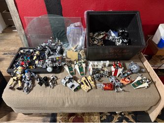 24 lbs of StarWars legos