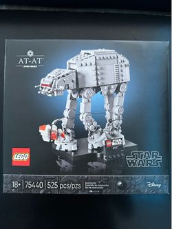 LEGO Star Wars AT-AT Walker 75440 Brand New Collector Set