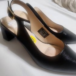 Size 9 Shoe