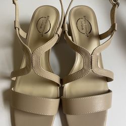 Life Stride tan Sandals with 2-1/2  wedged heel