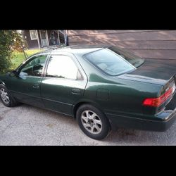 Rear Passenger Door Toyota Camry Fits 97-01