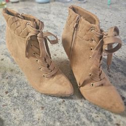 Womens shoes